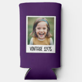 ヴィンテージマイルストン誕生日写真保存画像 スリム缶クーラー (正面)