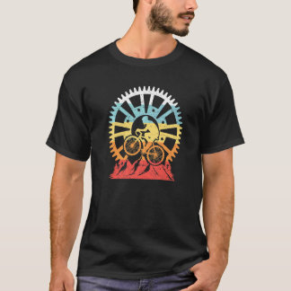 ヴィンテージマウンテンサイクリングマウンテンバイクもしくは自転車に乗る人メンズウォム Tシャツ