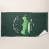 ヴィンテージマウンテンサンセットアウトドアレイクリトリートグリーン ビーチタオル (正面)