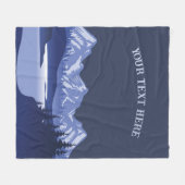 ヴィンテージマウンテンサンセットアウトドアレイクリトリートブルー フリースブランケット (正面(横))