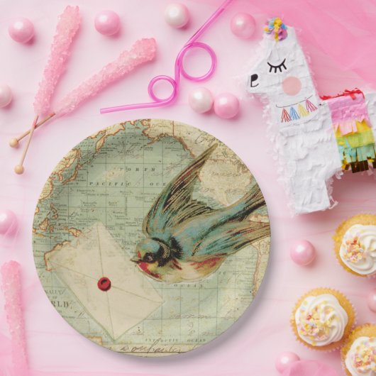 ヴィンテージマップ上に文字を含むアンティーク ペーパープレート (パーティー)