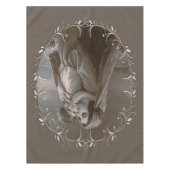 ヴィンテージマドンナとシルバーフレームの子 テーブルクロス (正面)