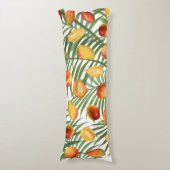 ヴィンテージマンゴー&緑の夏のパターン ボディピロー (正面縦)