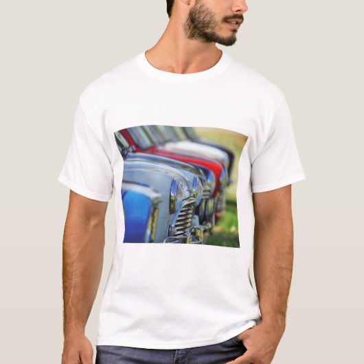 ヴィンテージミニクーパーカーの自動車シャツ Tシャツ (正面)