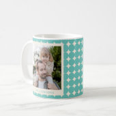 ヴィンテージミントティール(緑がかった色)グリーンジオメトリドット写真 コーヒーマグカップ (正面左)