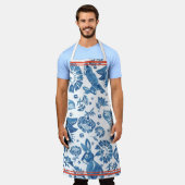 ヴィンテージモダンブルーラビットバードフローラフォークアート エプロン (着用した状態)