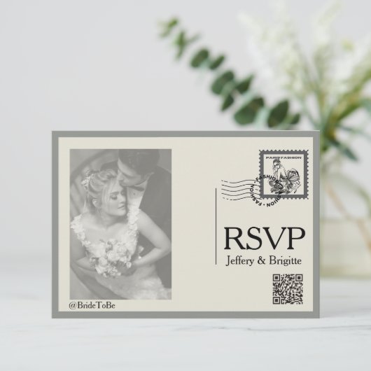 ヴィンテージモダン新聞結婚スタイル 出欠カード (スタンド正面)