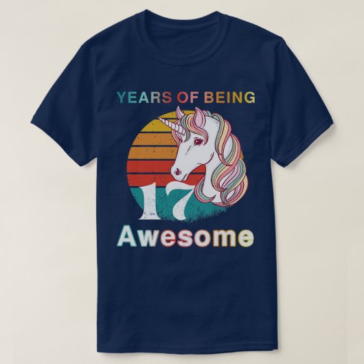 ヴィンテージユニコーン17歳素晴らしの誕生 Tシャツ (デザイン正面)