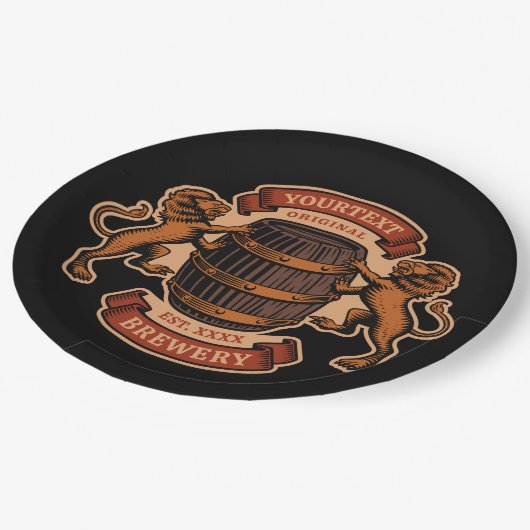 ヴィンテージライオンオークバレルパーソナライズされたブルワリービール ペーパープレート (アングル)