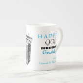 ヴィンテージラジパーソナライズされたオ90誕生日マグカップ ボーンチャイナマグカップ (正面右)