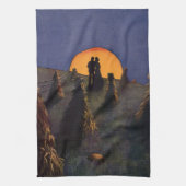 ヴィンテージラブアンドロマンスハーベストムーンキス キッチンタオル (縦)