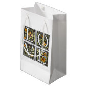 ヴィンテージラブフローラタイポグラフィバレンタイン抱き枕 スモールペーパーバッグ (正面アングル)