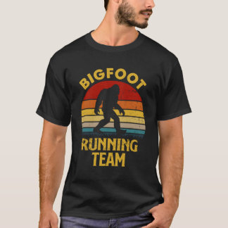 ヴィンテージランニングビッグフットのチーム Tシャツ
