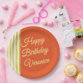 ヴィンテージルックオレンジと金ゴールドパーソナライズ誕生日 ペーパープレート (パーティー)