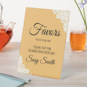 ヴィンテージルックパーソナライズブライダルシャワー優先テーブル 台座サイン (インサイチュ)