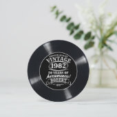 ヴィンテージレコードのマイルストーンカスタマイズ誕生日 招待状 (スタンド正面)