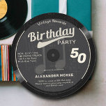 ヴィンテージレコード白黒70年代50誕生日 招待状<br><div class="desc">音楽をテーマとしエレガントた、おもしろい誕生日パーティーの招待テンプレートを音楽ノートでビニールのレコードの形で、テクスチャ付きの黒と灰色の背景とタイトル"誕生日パーティー"グルービー、70年代のスタイルレタリング。このテンプレートは完全に編集できる。50日にロックや音楽、ギターを愛する男性に対する完璧な誕生日パーティーの招待！パパ旦那おじいちゃん…</div>
