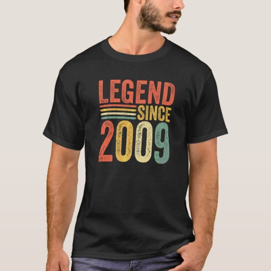ヴィンテージレジェンド2009年13th誕生日レトロ男性 tシャツ (正面)