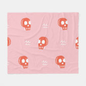 ヴィンテージレッドスカルヘッドパターン フリースブランケット (正面(横))