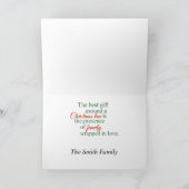 ヴィンテージレッドトラックと松の森の写真クリスマス シーズンカード (内部)