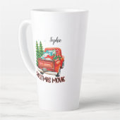 ヴィンテージレッドトラックのクリスマスムービー カフェラテマグ (左アングル)