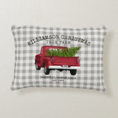 ヴィンテージレッドトラッククリスマスツリーファームあなたの名前 アクセントクッション (裏面)