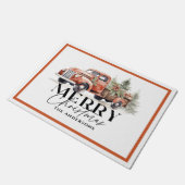 ヴィンテージレッドトラッククリスマスツリーホリデー ドアマット (アングル)