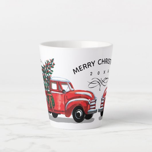 ヴィンテージレッドトラッククリスマスツリー名スクリプト カフェラテマグ (正面)