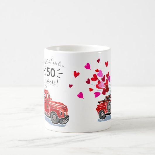 ヴィンテージレッドトラックハート記念日の名前の追加 コーヒーマグカップ (中央)