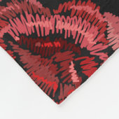 ヴィンテージレッドローズ刺繍模様 フリースブランケット (角)