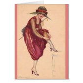 ヴィンテージレディはストッキングを調整し (正面)