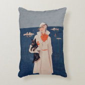 ヴィンテージレディホワイトスーツスコティテリアドッグ海 アクセントクッション (正面(垂直))