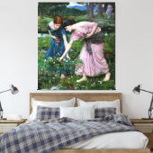 ヴィンテージレディースがピンクのバラの花を摘む キャンバスプリント (インサイチュ (寝室))