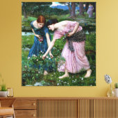 ヴィンテージレディースがピンクのバラの花を摘む キャンバスプリント (インサイチュ (リビング))