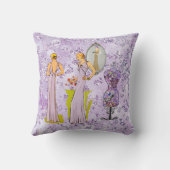 ヴィンテージレディースパープルフローラドレス型枠ボケブリング クッション (裏面)