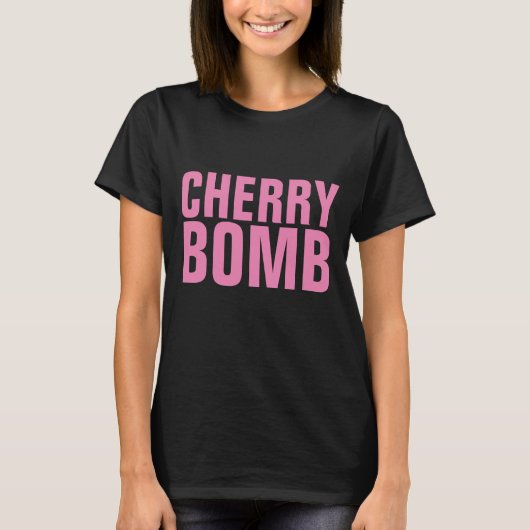 ヴィンテージレディースTシャツさくらんぼ爆弾 Tシャツ (正面)