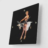 ヴィンテージレトロアイロンピンナップガール ラージ壁時計 (傾斜)