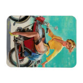 ヴィンテージレトロエルブグレンバイクバイクもしくは自転車に乗る人ピンアップガール マグネット (横)