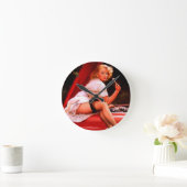 ヴィンテージレトロカー整備士ピンナップガール ラウンド壁時計 (ホーム)