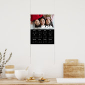 ヴィンテージレトロスクリプト2025ブラックフォトカレンダー ポスター (キッチン)