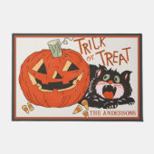 ヴィンテージレトロトリックまたはトリックカスタムのハロウィン ドアマット (正面)