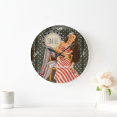 ヴィンテージレトロピンアップイラストレーションThunder_Cove ラージ壁時計 (ホーム)