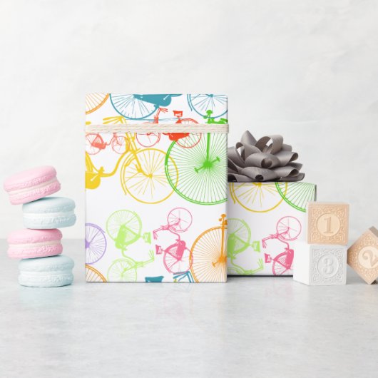 ヴィンテージレトロブルーグリーンレッドオレンジイエロー自転車 ラッピングペーパー (ベビーシャワー)