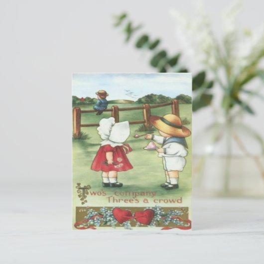 ヴィンテージレトロボーイ食べ物を与えズガールバレンタインカード シーズンポストカード (スタンド正面)