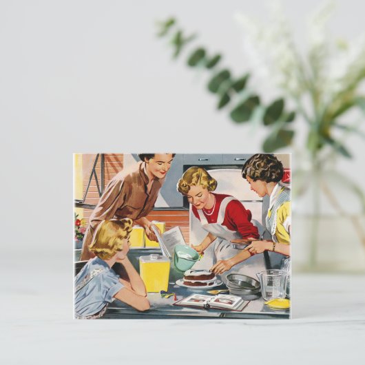 ヴィンテージレトロ女性とケーキを焼こう ポストカード (スタンド正面)