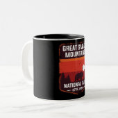 ヴィンテージレトロ素晴らしスモークマウンテンズナショナルパーク ツートーンマグカップ (正面左)