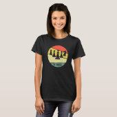 ヴィンテージレトロ考えるImのチェス選手 Tシャツ (正面フル)