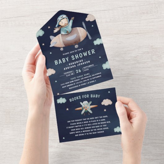 ヴィンテージレトロ飛行機かわいいパイロットネイビー赤ちゃんシャワー オールインワン招待状 (貼ってはがせる)