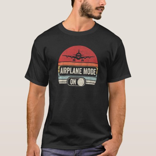 ヴィンテージレトロ飛行機モードパイロット Tシャツ (正面)