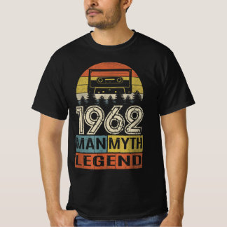 ヴィンテージレトロ1962誕生日ギフトマン神話の伝説 Tシャツ